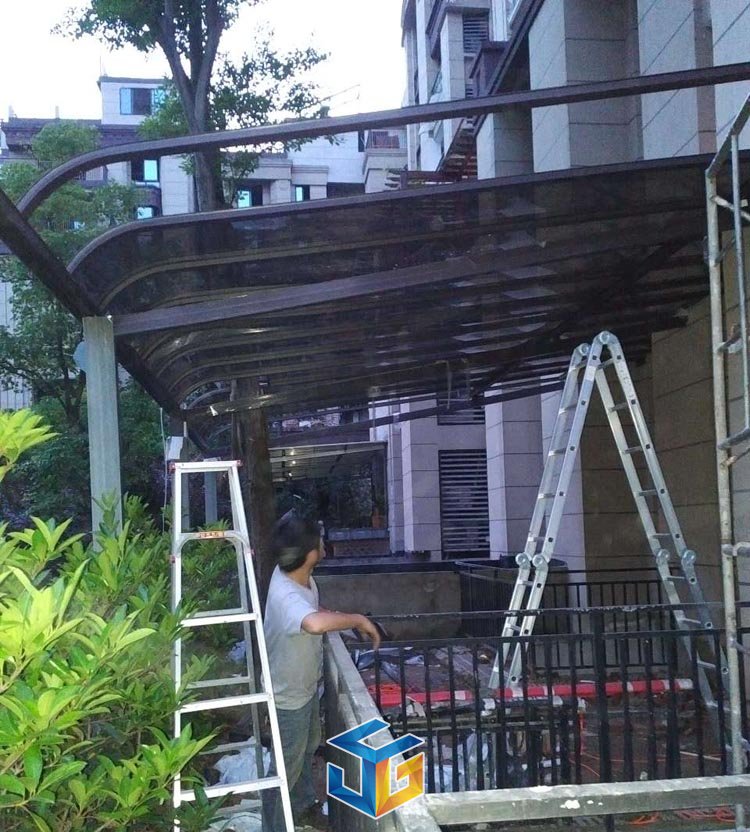 欧式雨棚